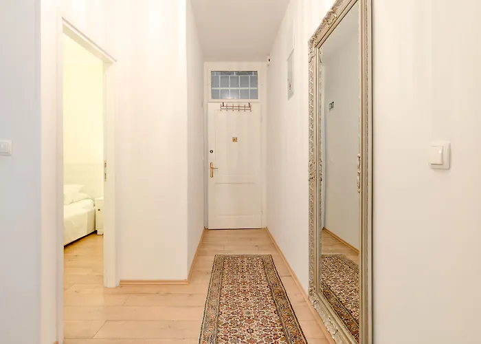 Apartment Aurum Templi *